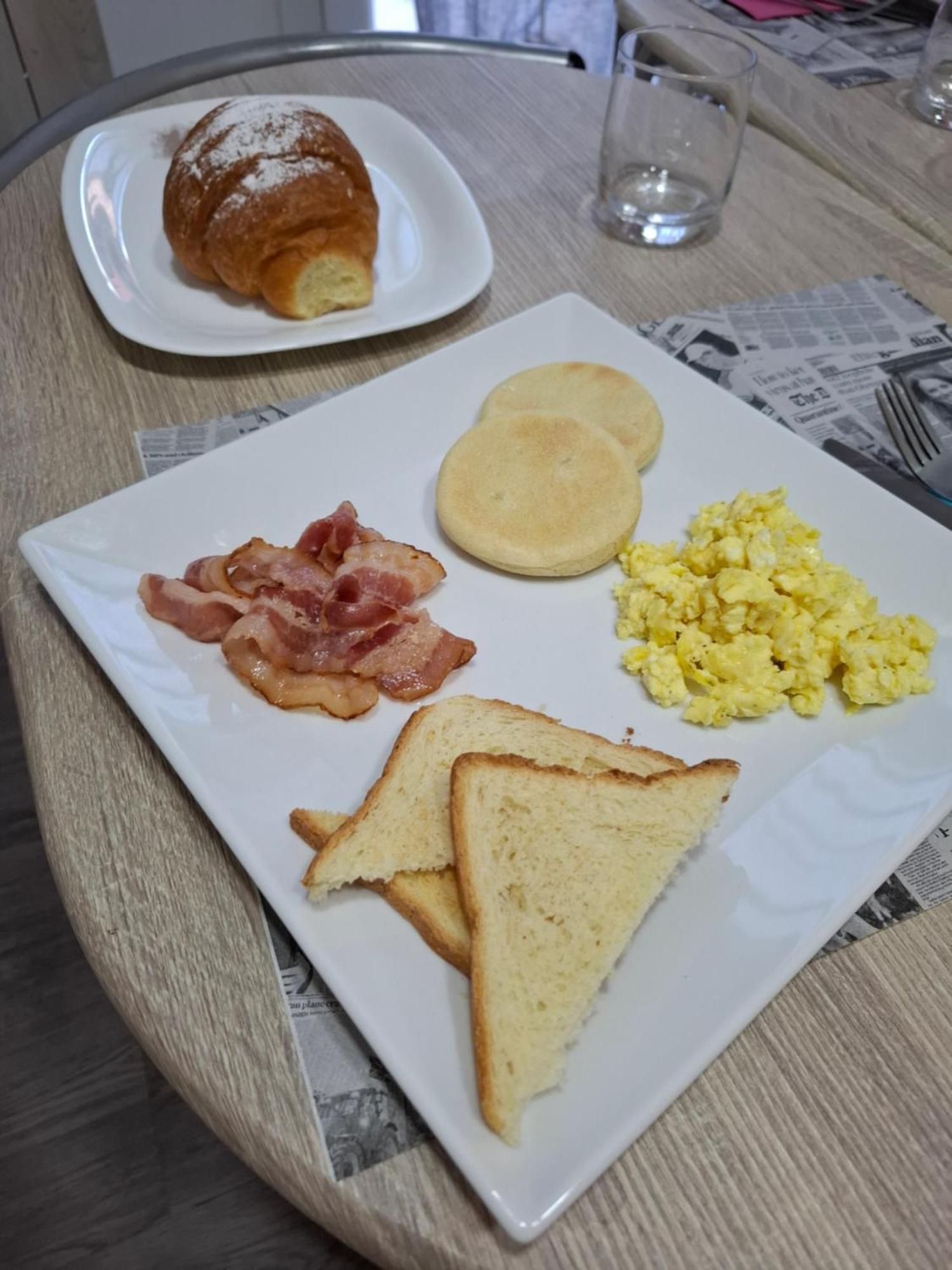 B&B Km 198 - Letto E Colazione Sorbara Exterior foto